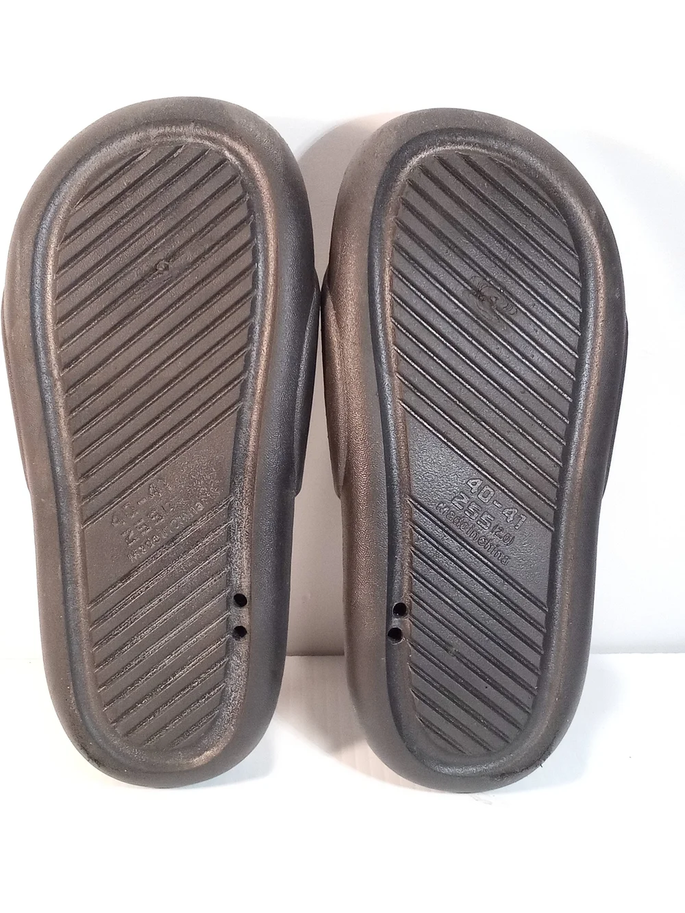 Berries & Batter Cafe Womens Black Egg Graphic Slide Sandals Slip On US 8.5